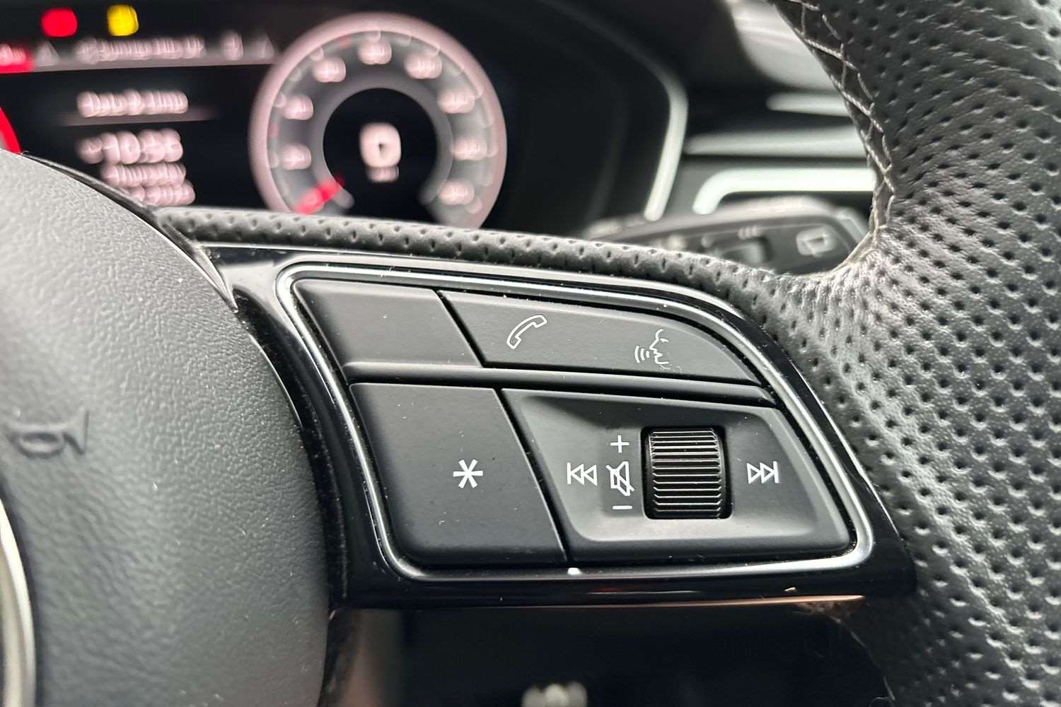 Used Audi A4 2023 for sale - 77615463: Photo 17