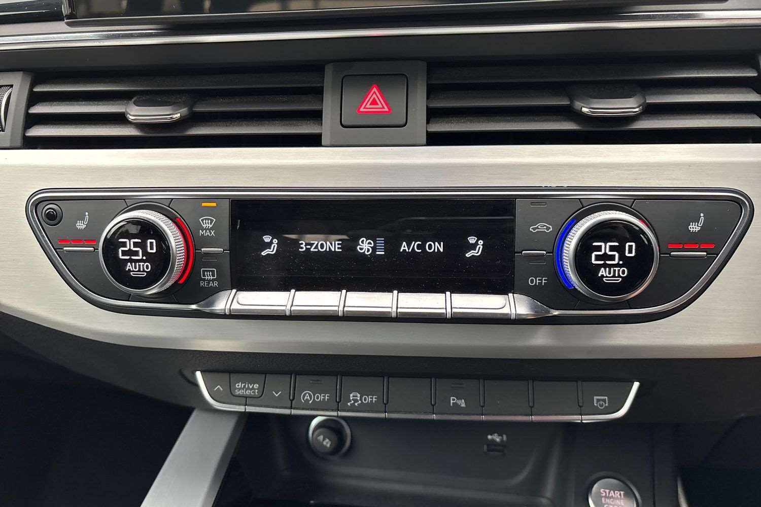 Used Audi A4 2023 for sale - 77615463: Photo 32