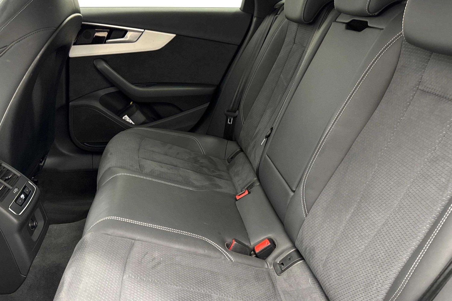 Used Audi A4 2023 for sale - 77615463: Photo 7