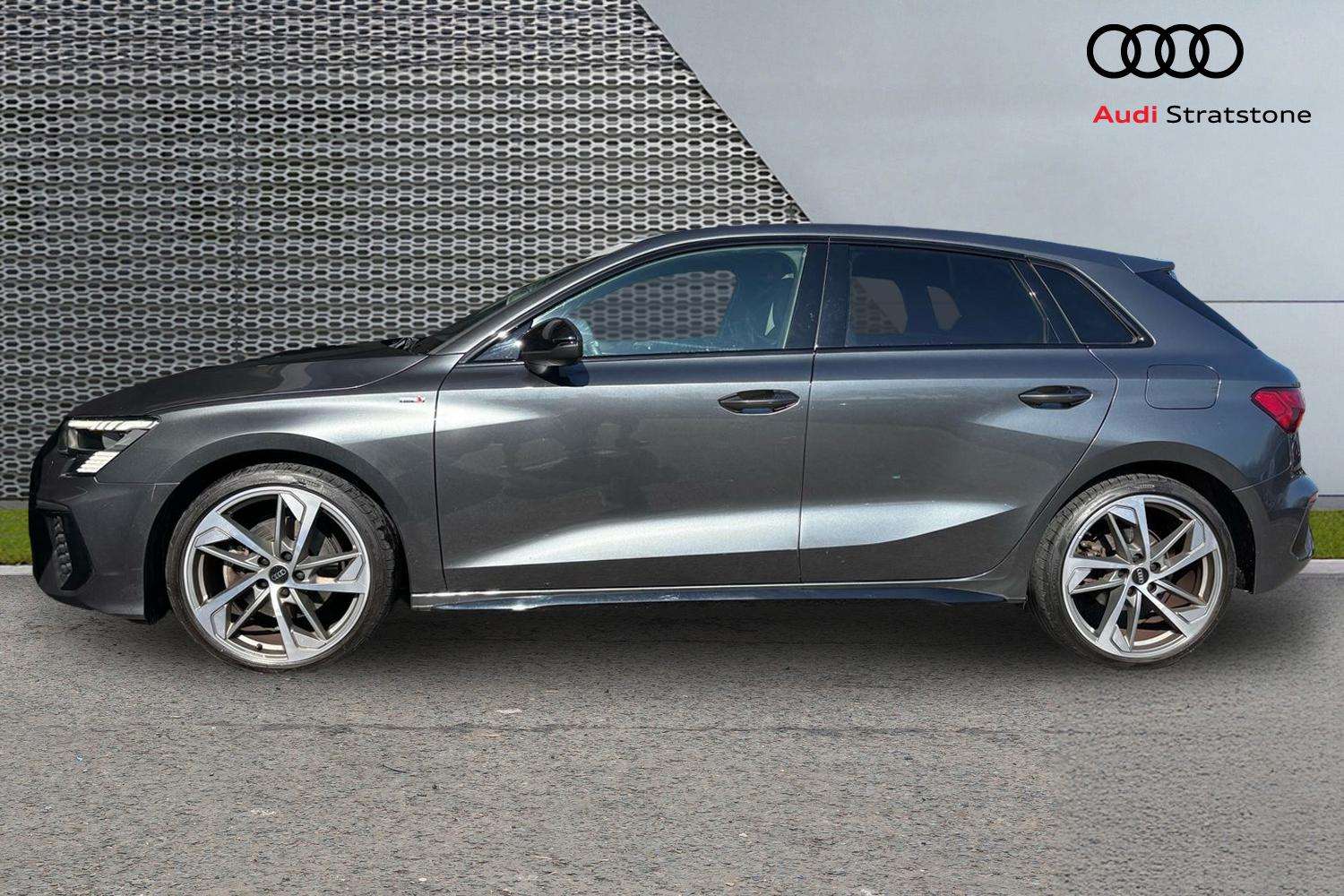 Used Audi A3 2023 for sale - 77960887: Photo 8