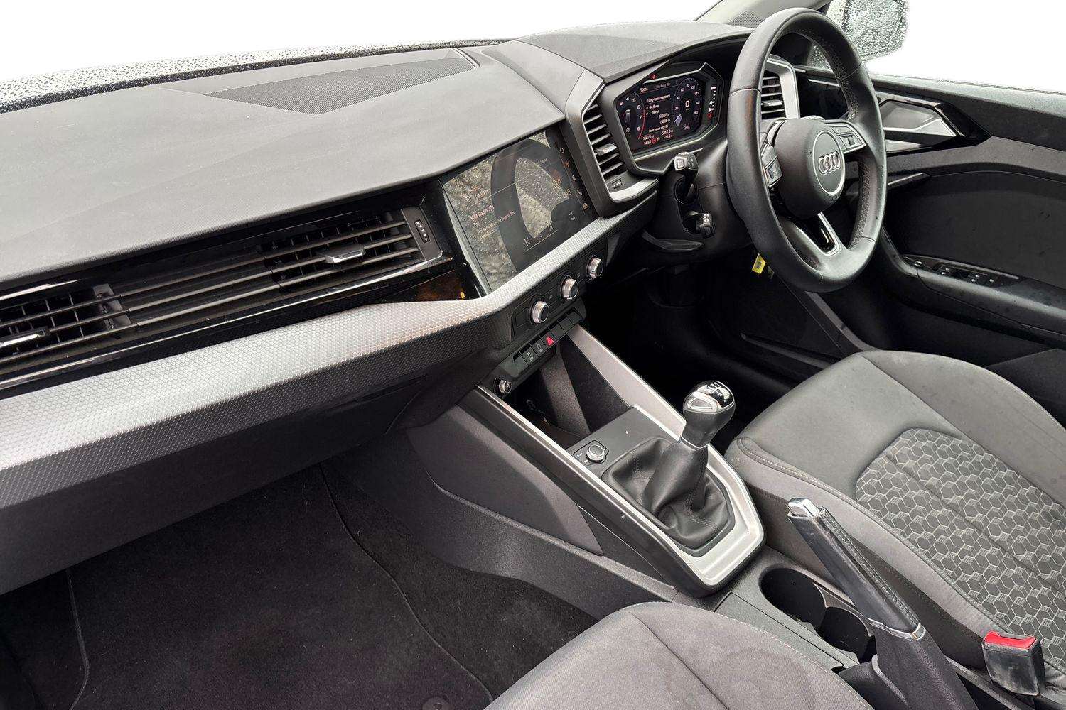 Used Audi A1 2022 for sale - 77686544: Photo 2