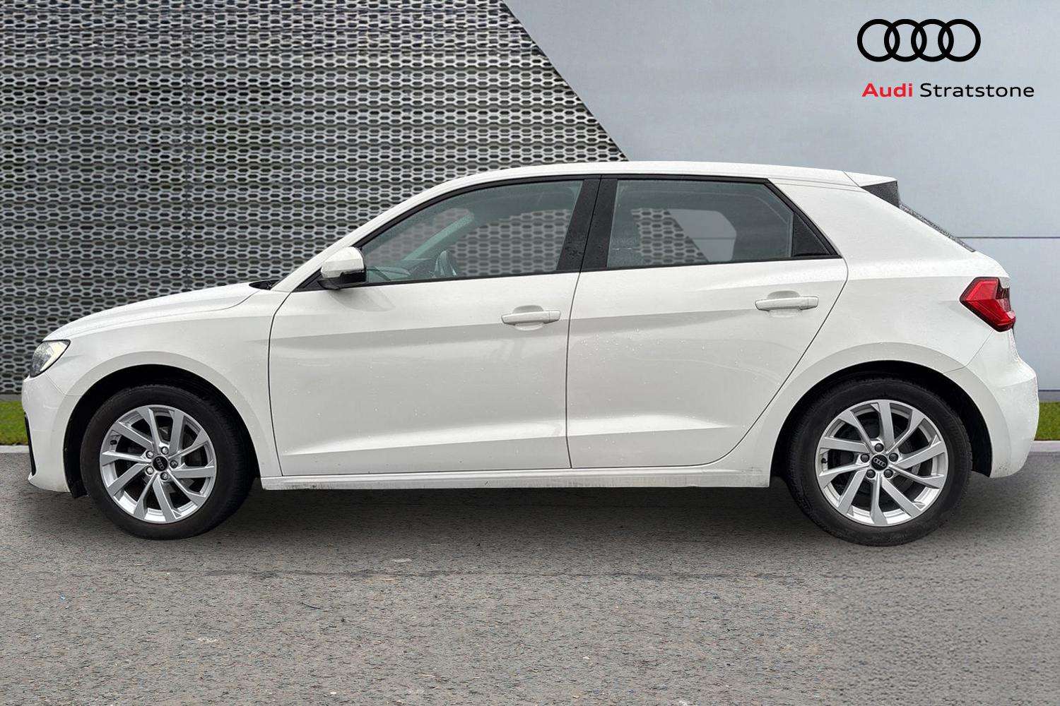 Used Audi A1 2022 for sale - 77686544: Photo 8