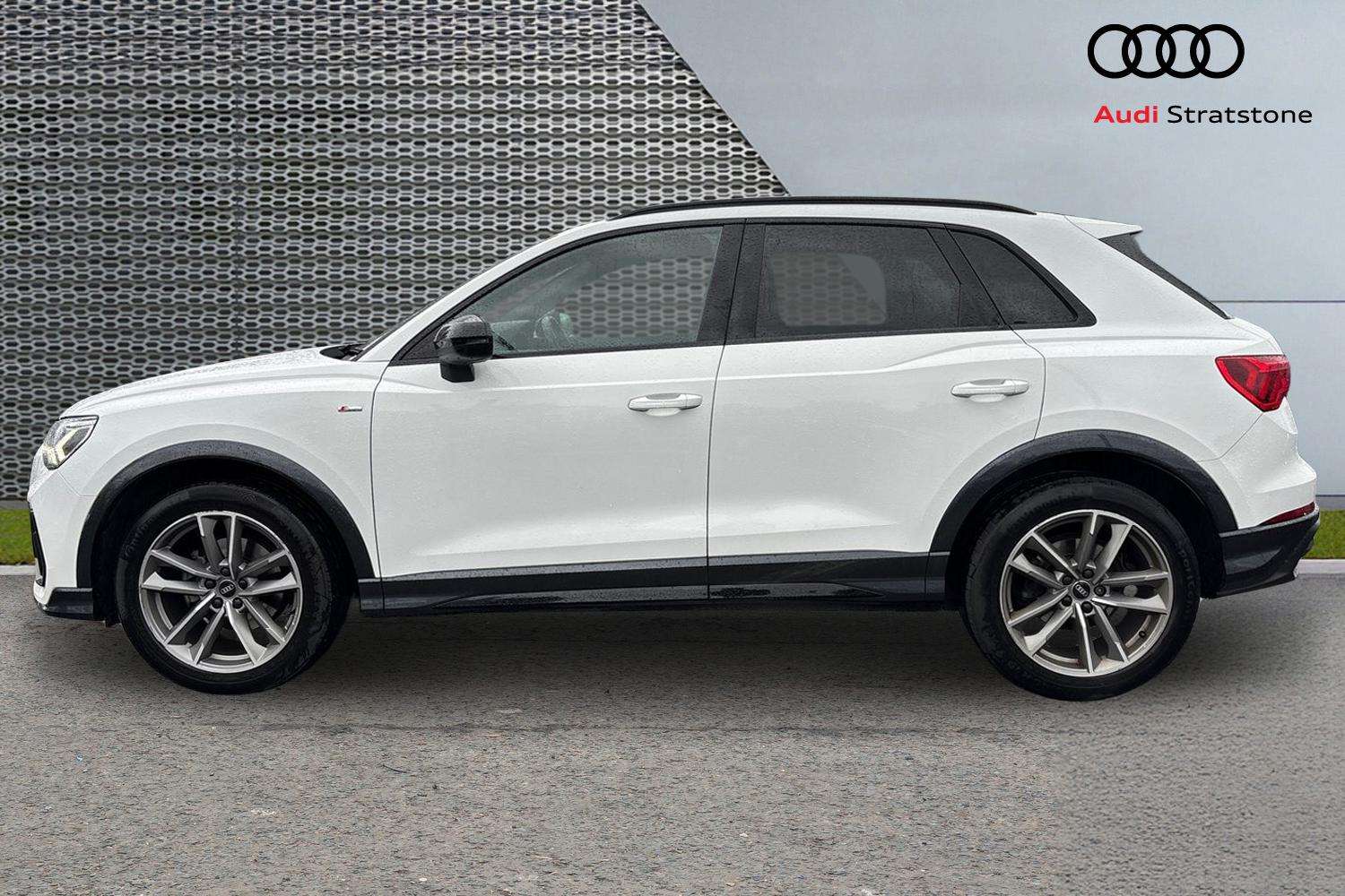 Used Audi Q3 2022 for sale - 77741073: Photo 8