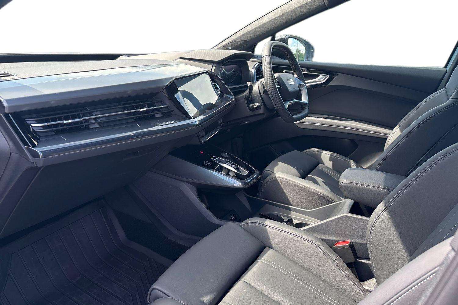 Used Audi Q4 e-tron 2025 for sale - 76435731: Photo 2