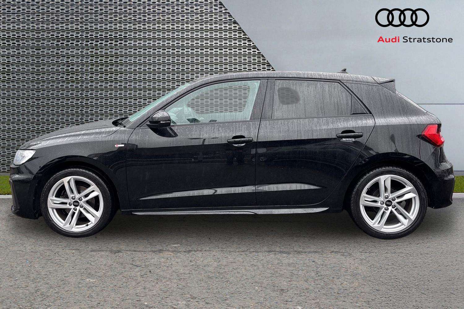 Used Audi A1 2023 for sale - 77772238: Photo 8