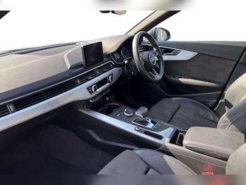 Used Audi A4 2018 for sale - 78173637: Photo