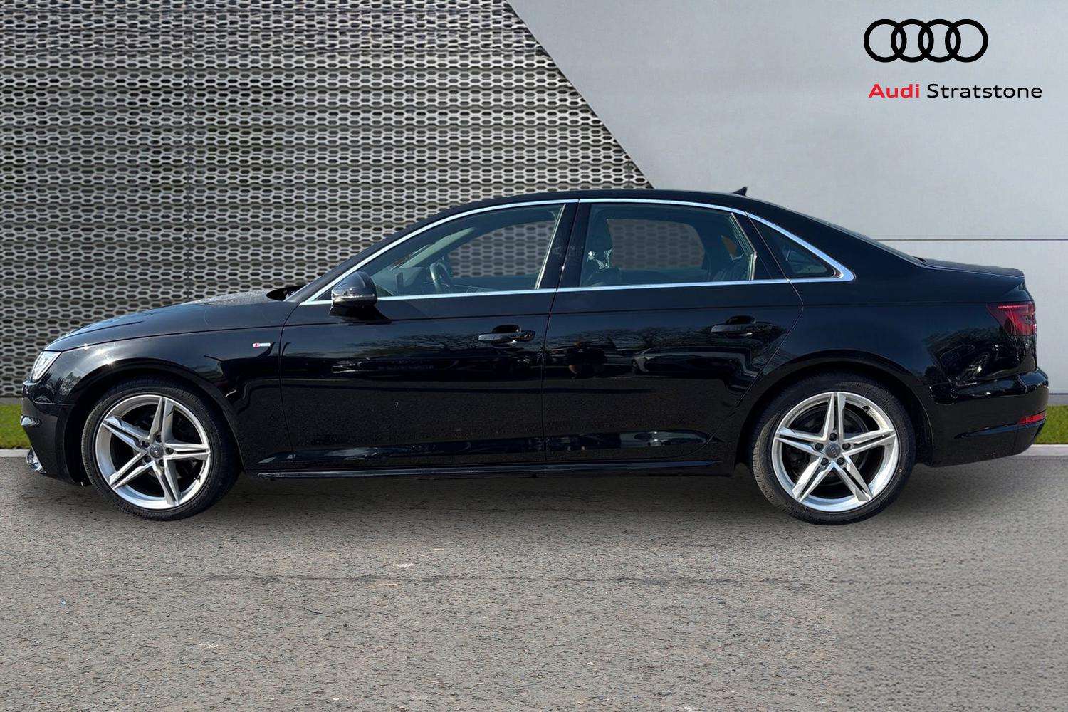 Used Audi A4 2018 for sale - 78173637: Photo 8