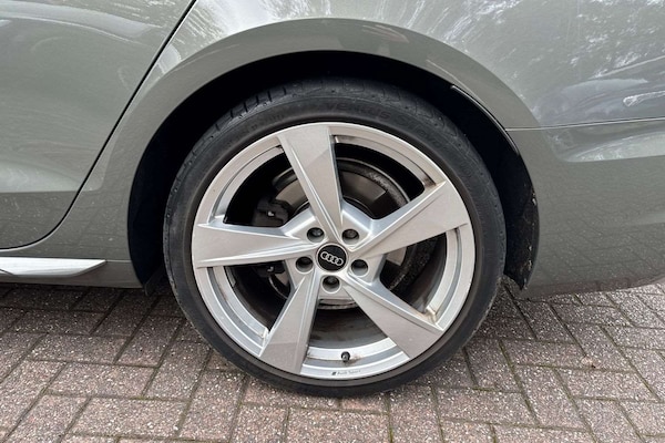 Used Audi A4 2023 for sale - 76242605: Photo 9
