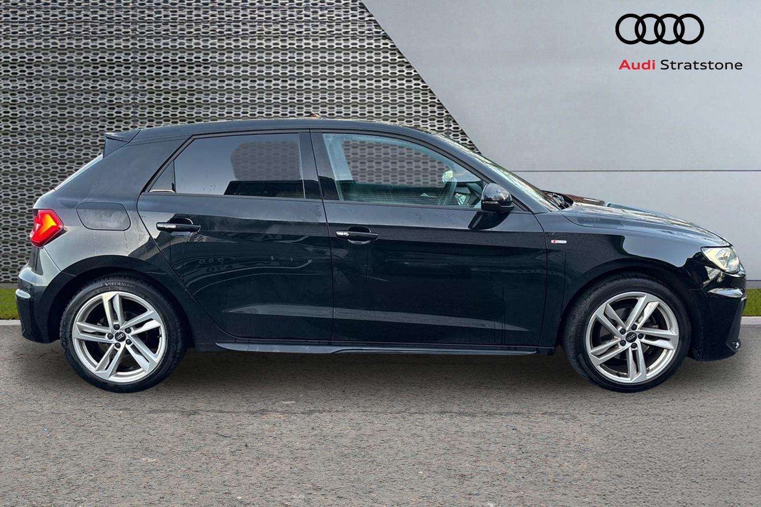 Used Audi A1 2022 for sale - 76978682: Photo 4
