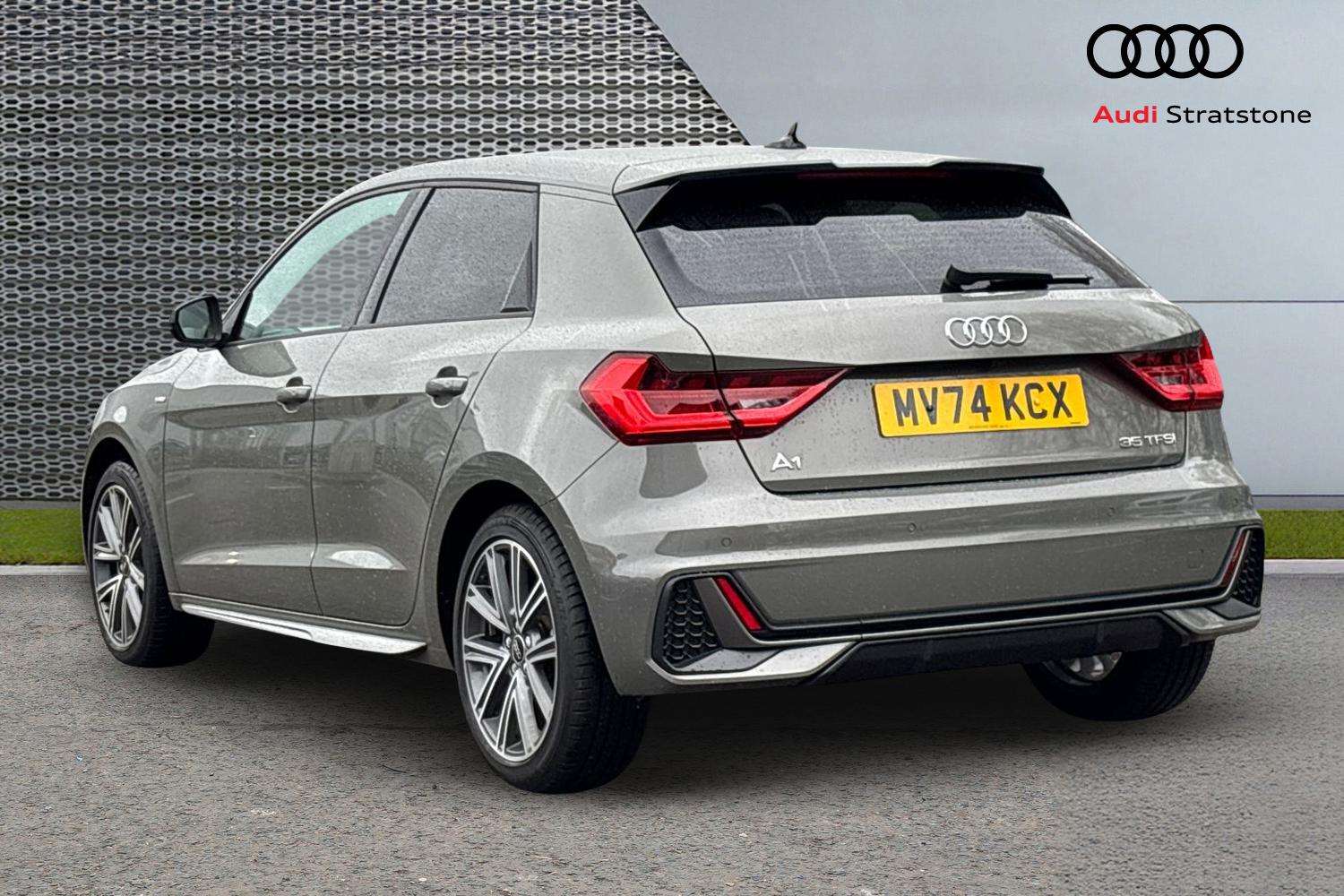 Used Audi A1 2024 for sale - 76978710: Photo 3