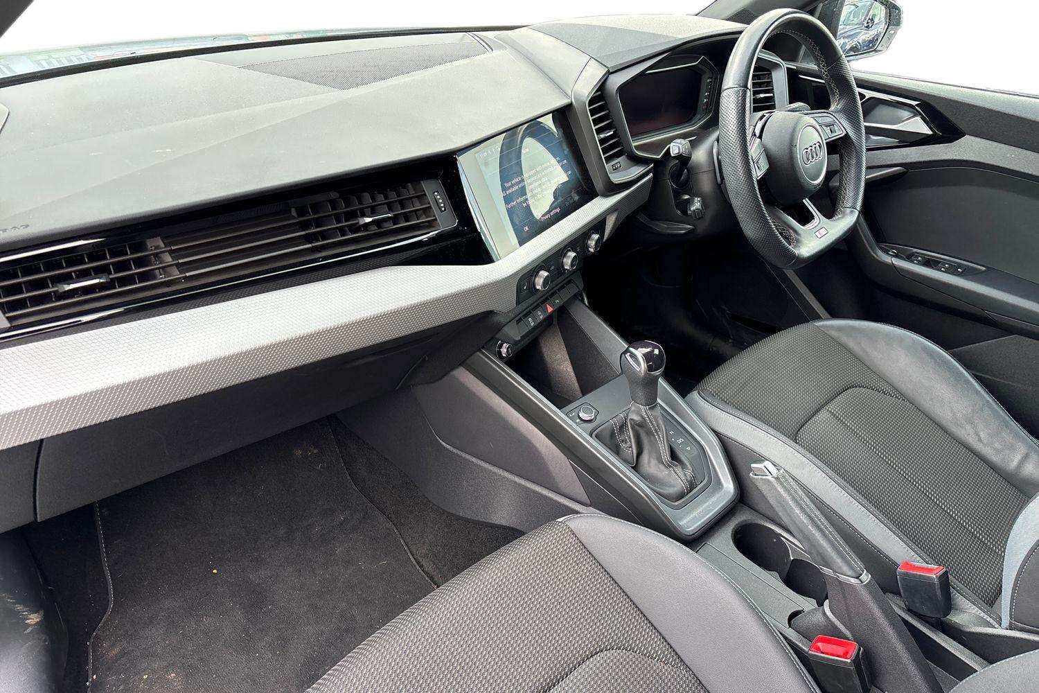 Used Audi A1 2022 for sale - 78024049: Photo 2