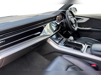 Used Audi Q8 2021 for sale - 75104999: Photo
