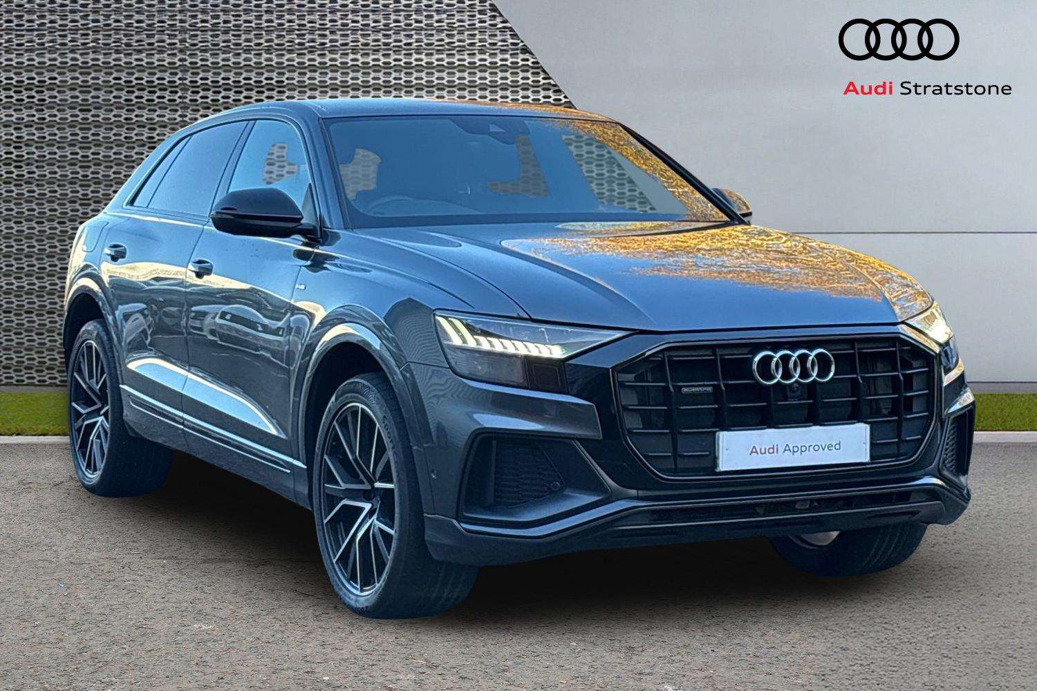 Used Audi Q8 2021 for sale - 76610707: Photo 1