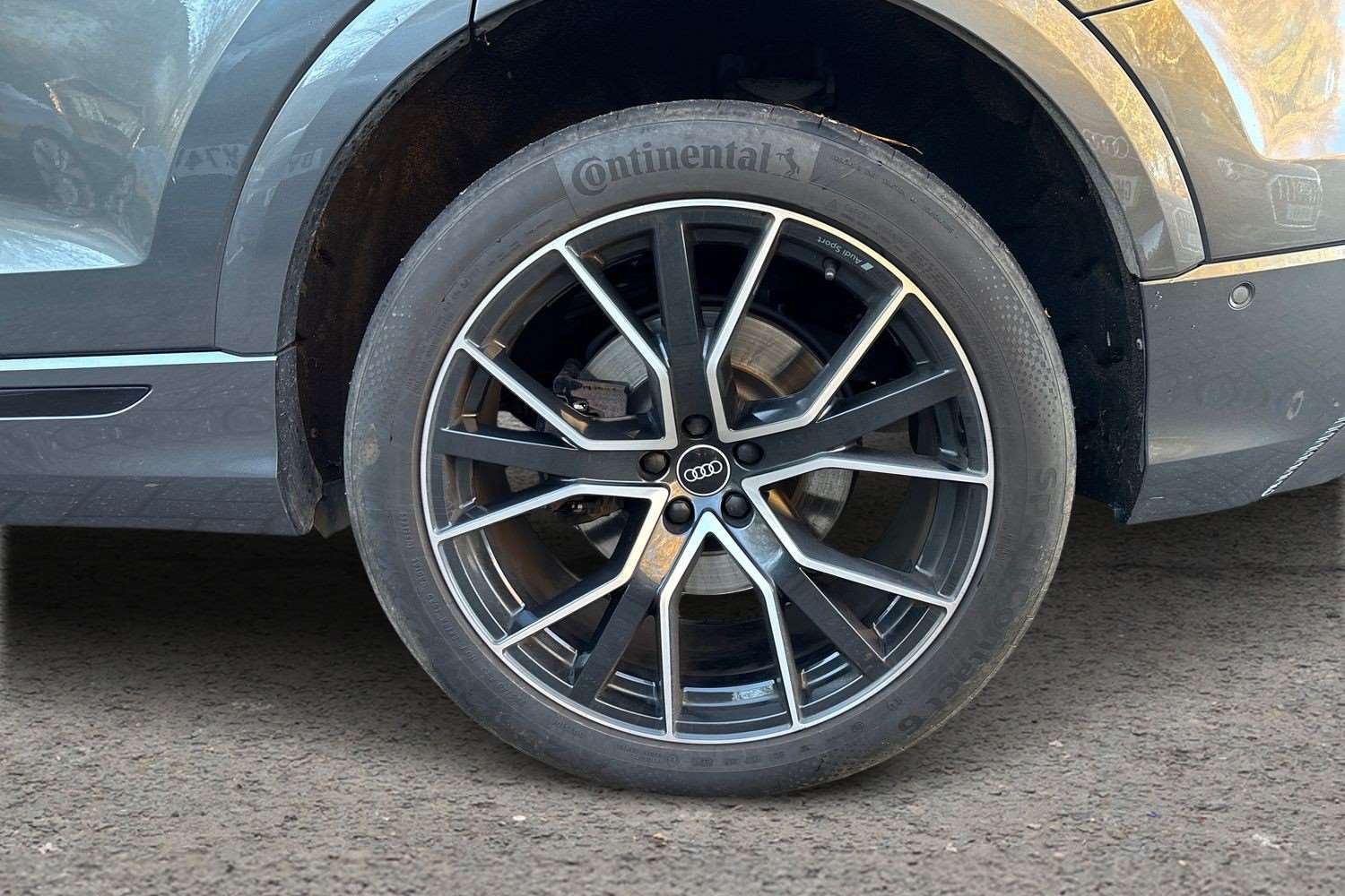 Used Audi Q8 2021 for sale - 76610707: Photo 10