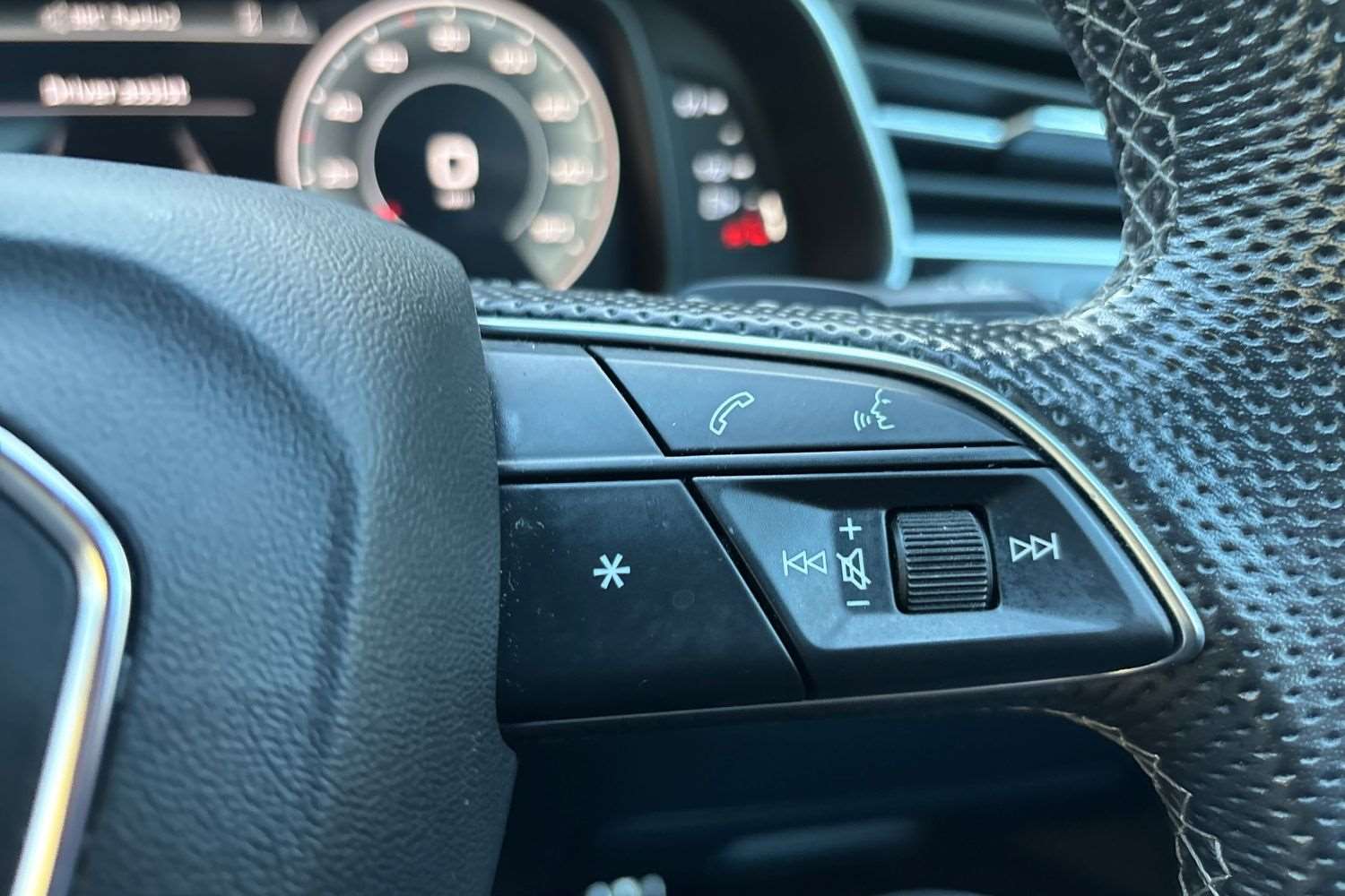 Used Audi Q8 2021 for sale - 76610707: Photo 17