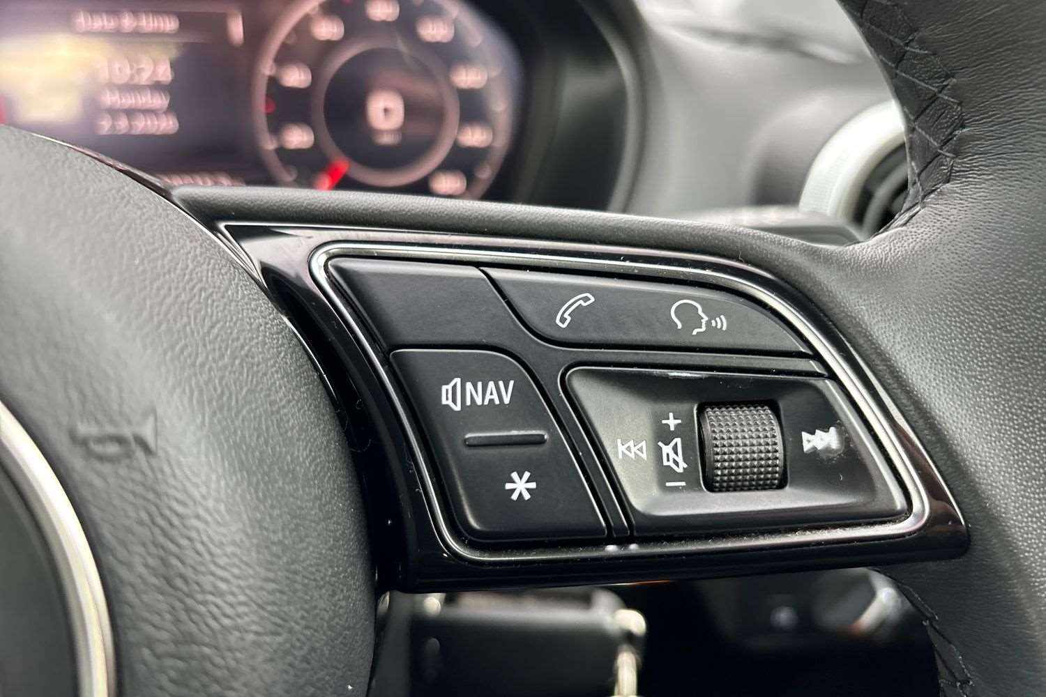 Used Audi Q2 2023 for sale - 77726660: Photo 17