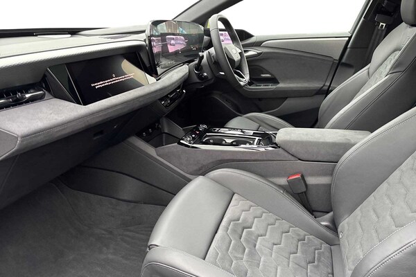 Used Audi A6 2025 for sale - 74716327: Photo 2