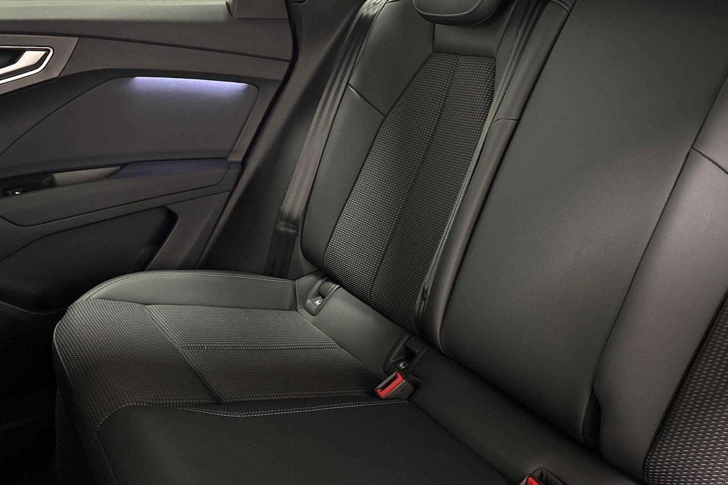 Used Audi Q4 e-tron 2022 for sale - 77270245: Photo 7