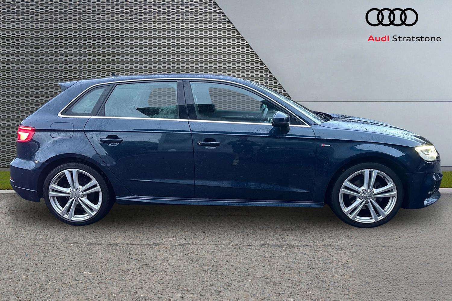 Used Audi A3 2019 for sale - 76553045: Photo 4