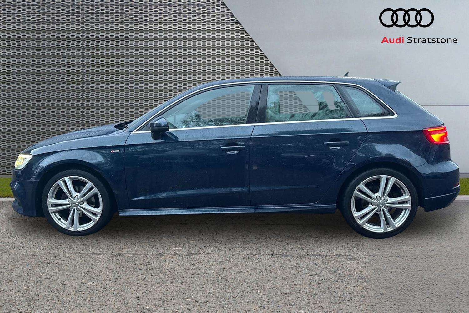 Used Audi A3 2019 for sale - 76553045: Photo 8