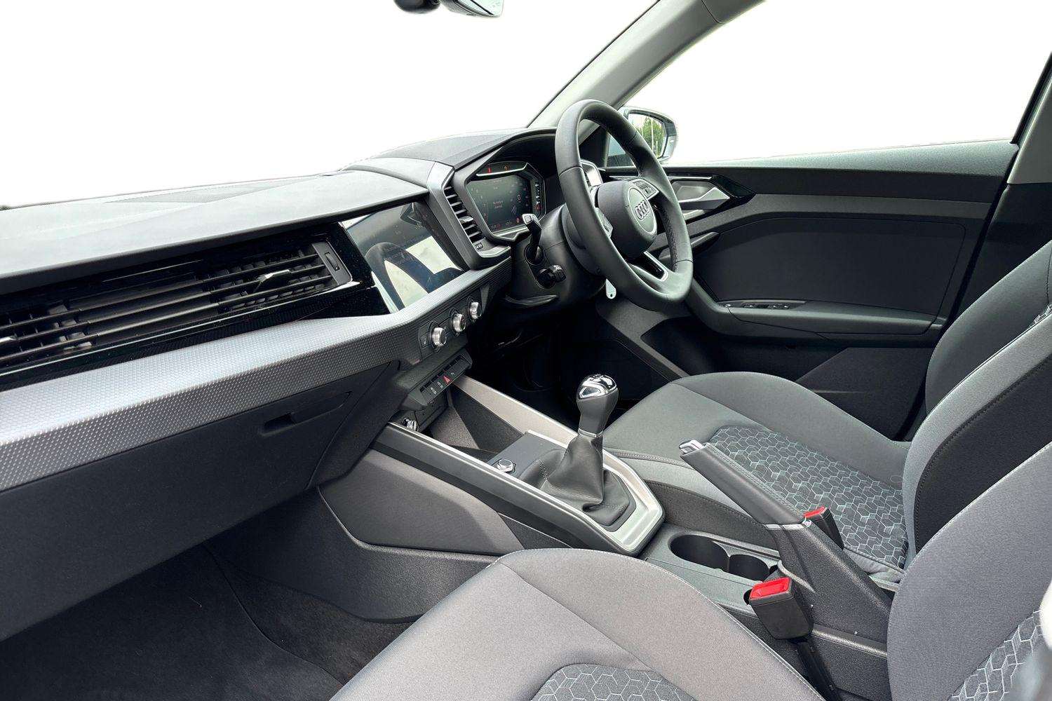 Used Audi A1 2025 for sale - 76435571: Photo 2