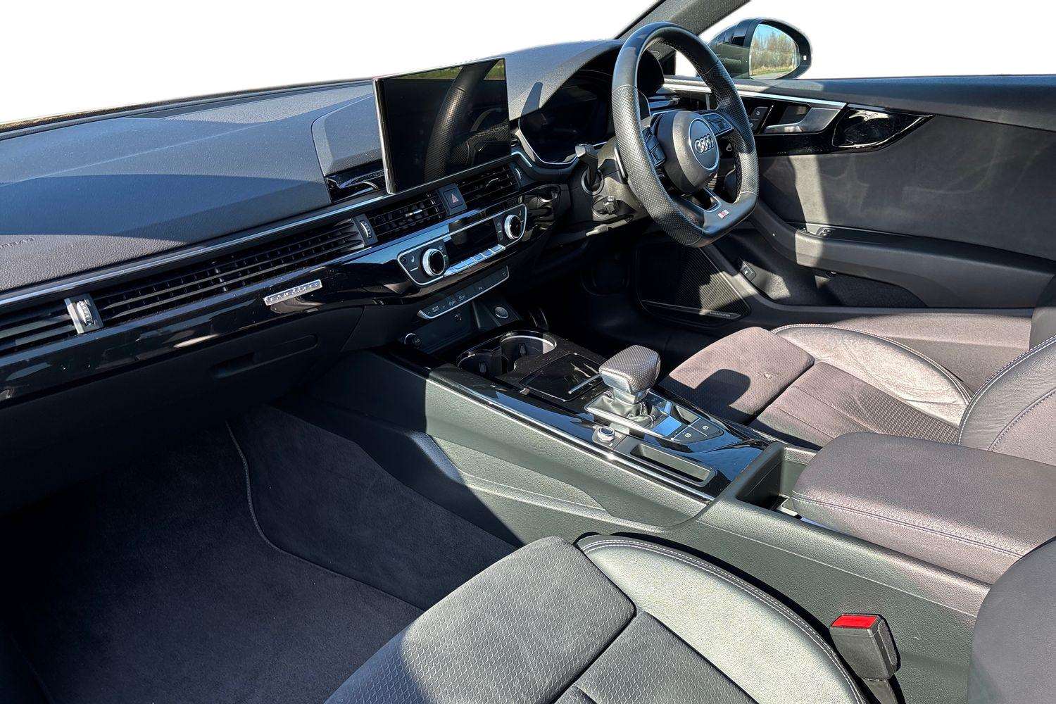 Used Audi A5 2022 for sale - 77960792: Photo 2