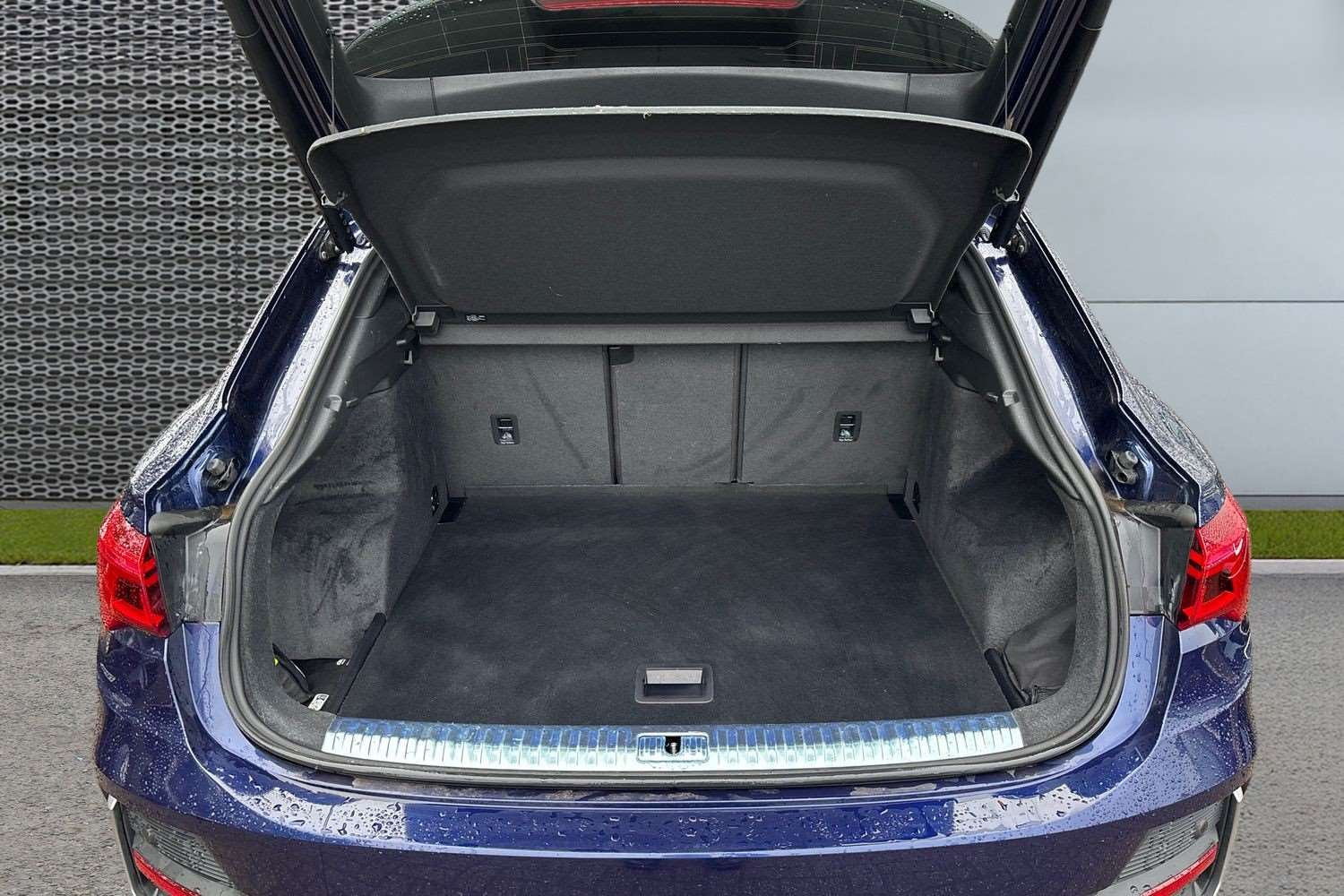 Used Audi Q3 2024 for sale - 76156086: Photo 13