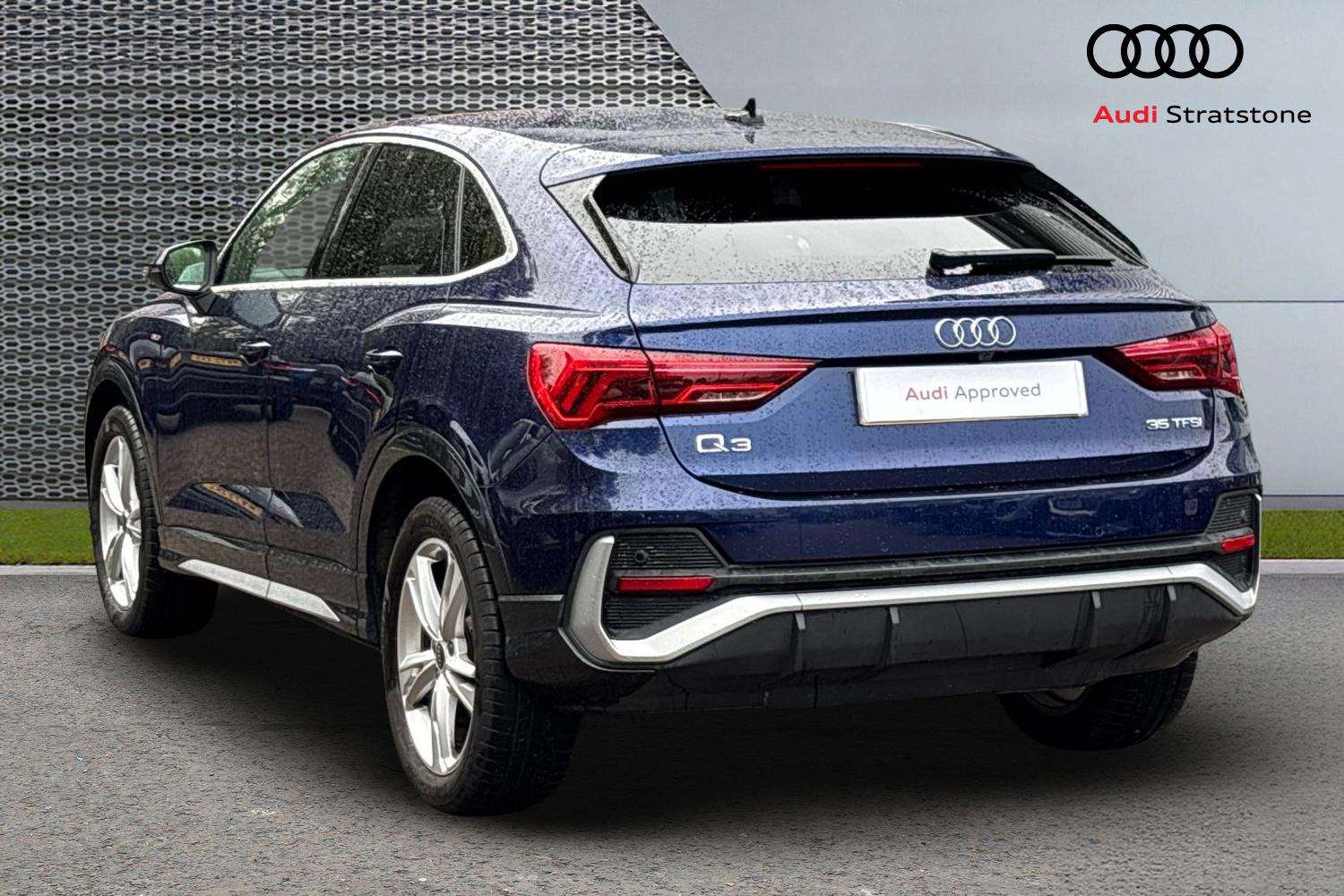 Used Audi Q3 2024 for sale - 76156086: Photo 3