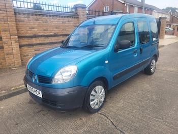 Used Renault Kangoo 2009 for sale - 79302499: Photo