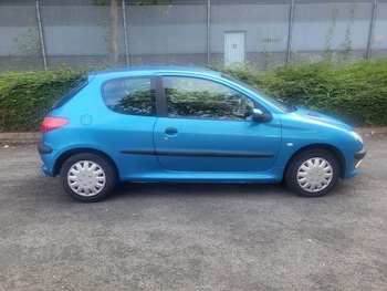 Used Peugeot 206 2002 for sale - 79125376: Photo