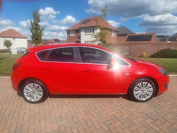 Used Vauxhall Astra 2015 for sale - 78520811: Photo
