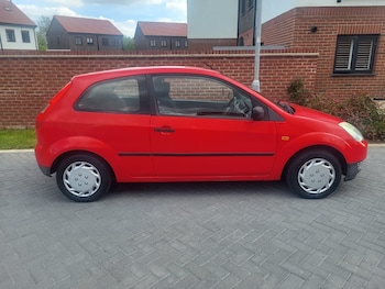 Used Ford Fiesta 2004 for sale - 78660158: Photo