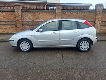 Used Ford Focus 2003 for sale - 78521932: Photo