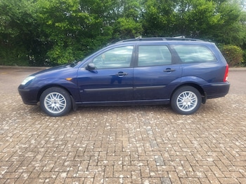 Used Ford Focus 2003 for sale - 78921131: Photo