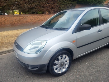 Used Ford Fiesta 2004 for sale - 79290476: Photo
