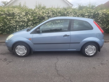 Used Ford Fiesta 2005 for sale - 78681202: Photo
