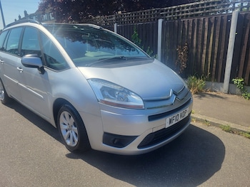 Used Citroen Grand C4 Picasso 2010 for sale - 78993523: Photo