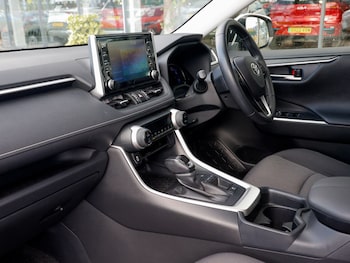 Used Toyota RAV4 2021 for sale - 75732101: Photo
