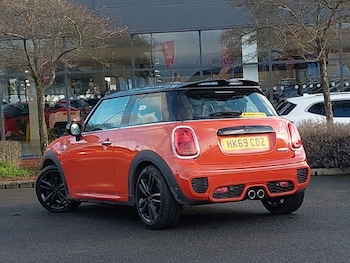 Used MINI Hatch 2020 for sale - 77311637: Photo