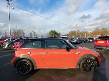 Used MINI Hatch 2020 for sale - 77311637: Photo