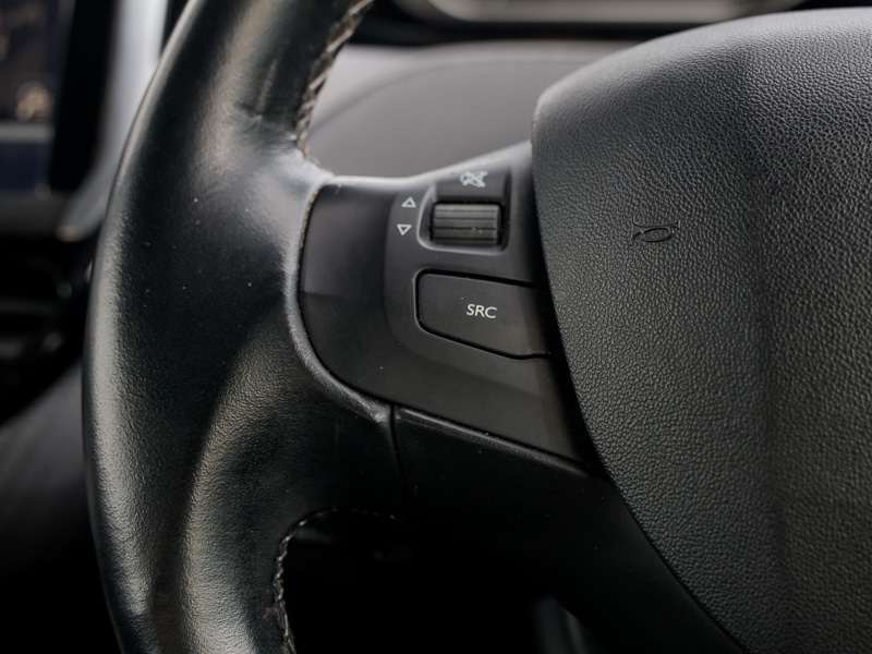 Used Peugeot 208 2017 for sale - 78202791: Photo 18