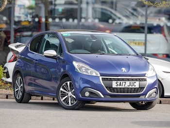 Used Peugeot 208 2017 for sale - 78202791: Photo