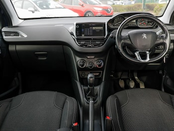 Used Peugeot 208 2017 for sale - 78202791: Photo