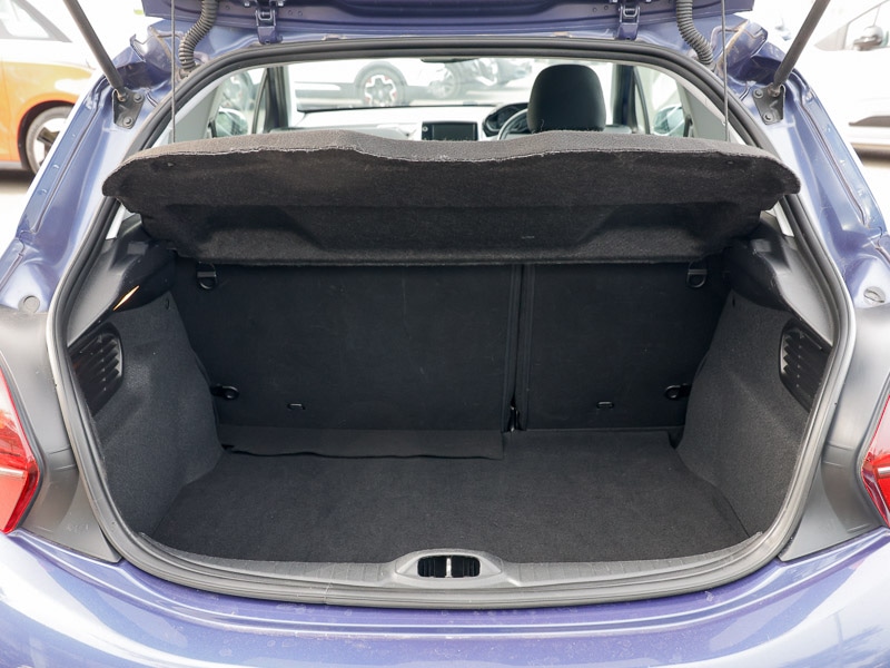 Used Peugeot 208 2017 for sale - 78202791: Photo 8