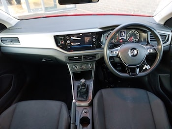 Used Volkswagen Polo 2019 for sale - 77579975: Photo