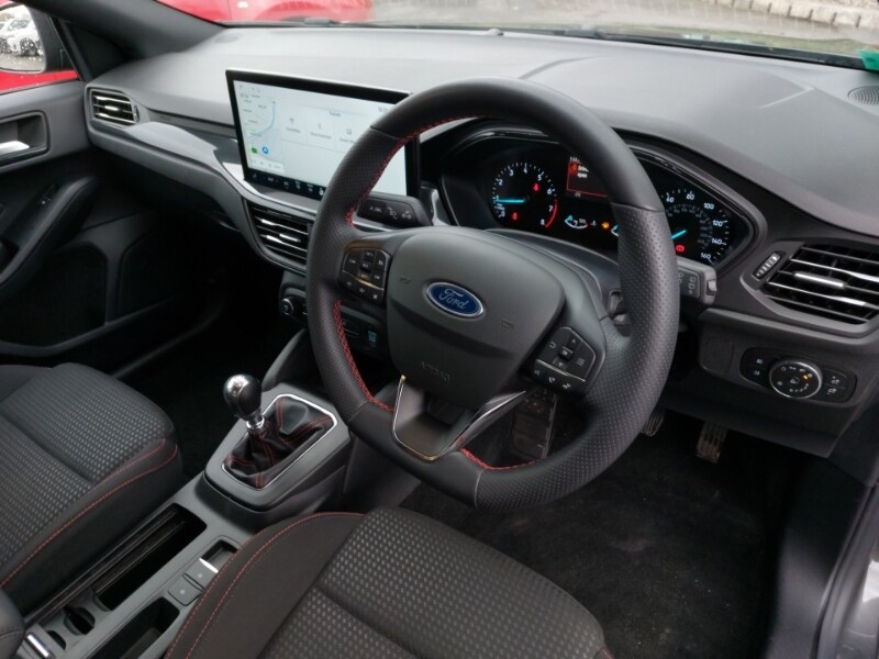 Used Ford Focus 2023 for sale - 76393289: Photo 10