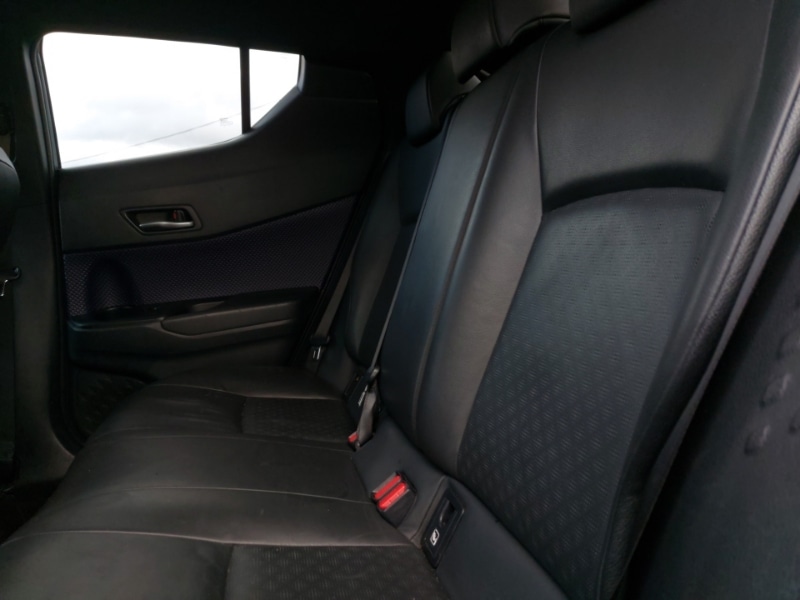 Used Toyota C-HR 2018 for sale - 76343451: Photo 6