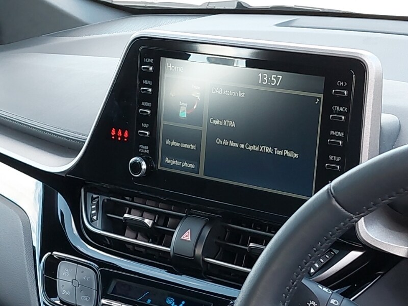 Used Toyota C-HR 2023 for sale - 77652339: Photo 10