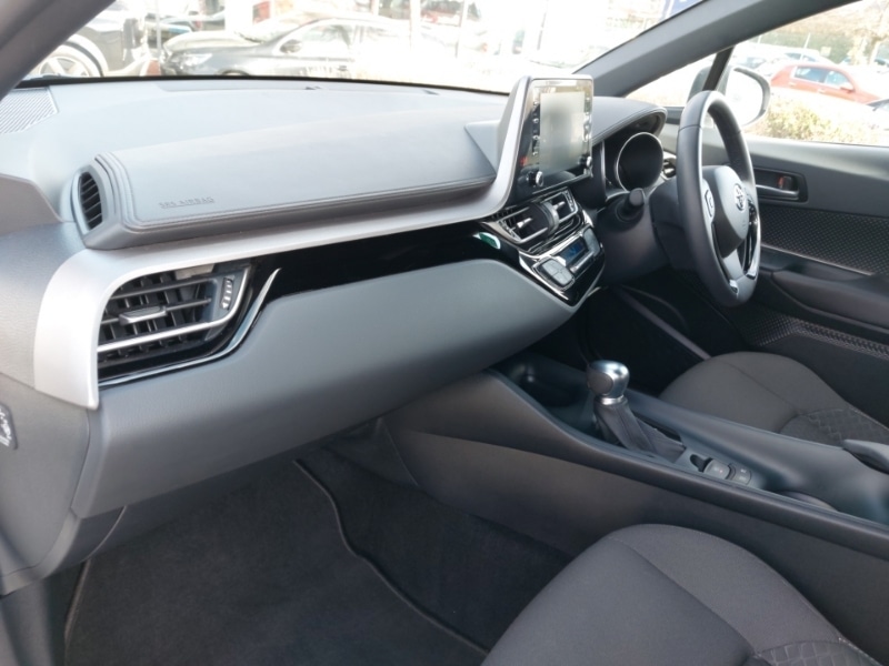 Used Toyota C-HR 2023 for sale - 77652339: Photo 5