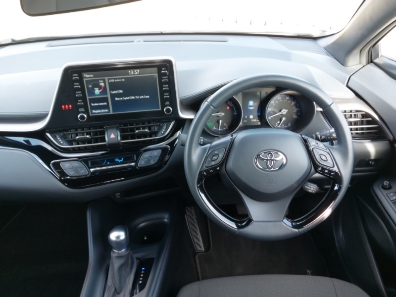 Used Toyota C-HR 2023 for sale - 77652339: Photo 7